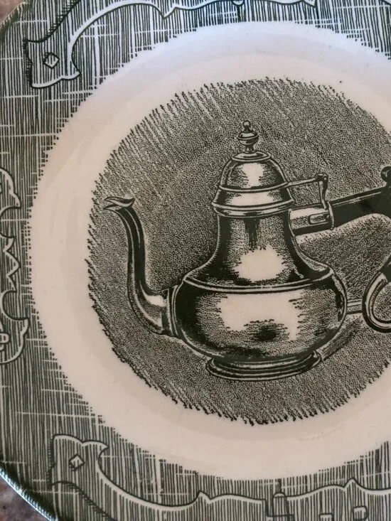 The Old Curiosity Shop 5 - Piece Green Dinner Dishes Vintage #1 - Picture 9 of 15